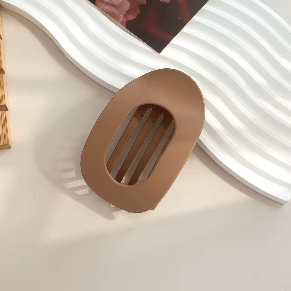 PC Hair Claw Clip for Women New Design Leopard Matte Curved Flat Styling Barrettes Acrylic Lying down Hair Accessories