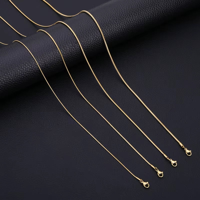 Inoxidable Gold Color Chains 0.9Mm-2Mm Stainless Steel Snake Chains Necklace Twist Rope Jewelry Women Long Chains Accessories