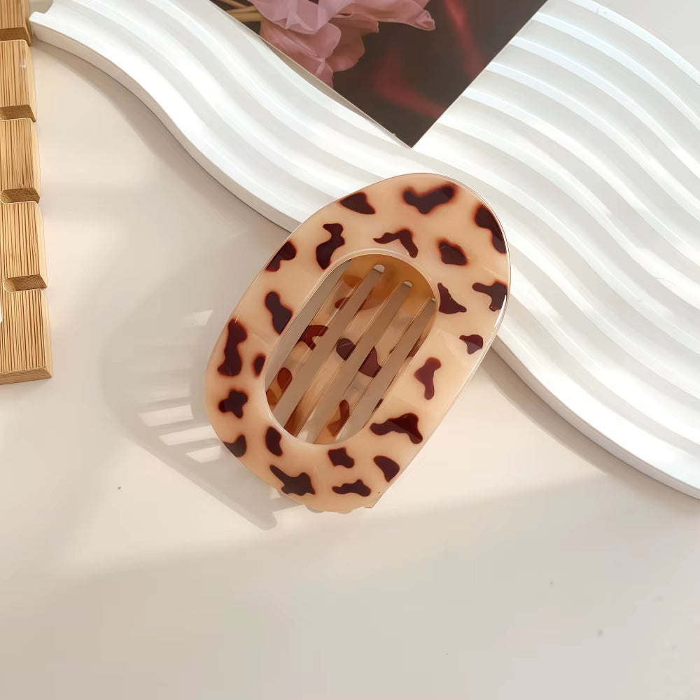 PC Hair Claw Clip for Women New Design Leopard Matte Curved Flat Styling Barrettes Acrylic Lying down Hair Accessories