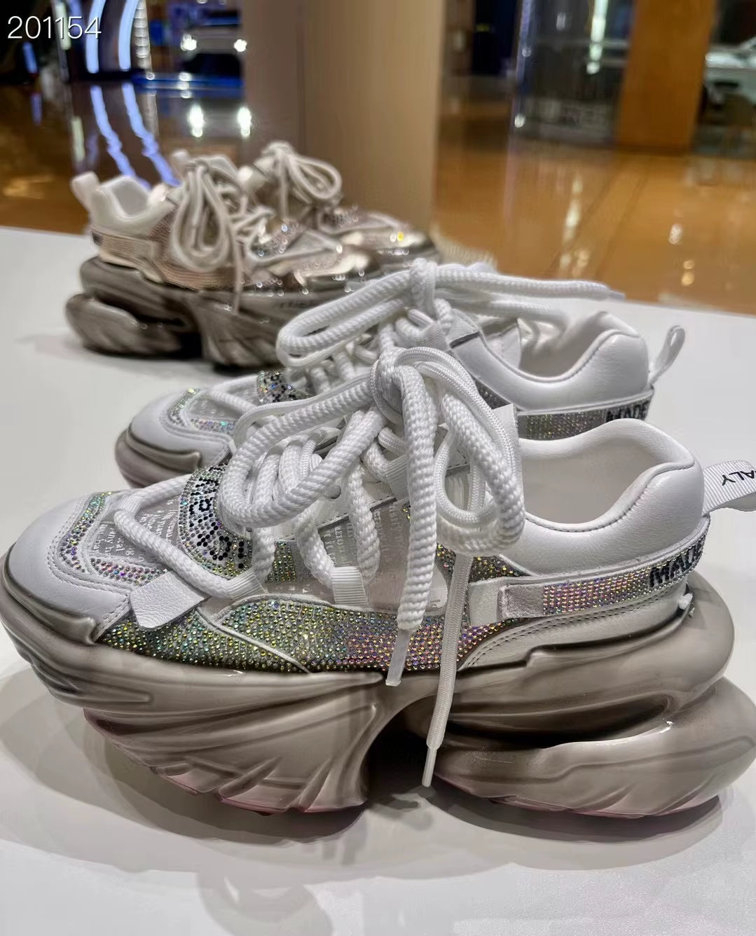 Women High Heels Platform Mesh Shoes Crystal Fashion Luxury Designer Brand Chunky Sneakers Spring Summer Korean Style Casual Ins