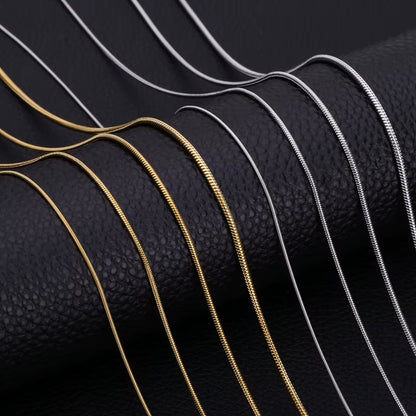 Inoxidable Gold Color Chains 0.9Mm-2Mm Stainless Steel Snake Chains Necklace Twist Rope Jewelry Women Long Chains Accessories