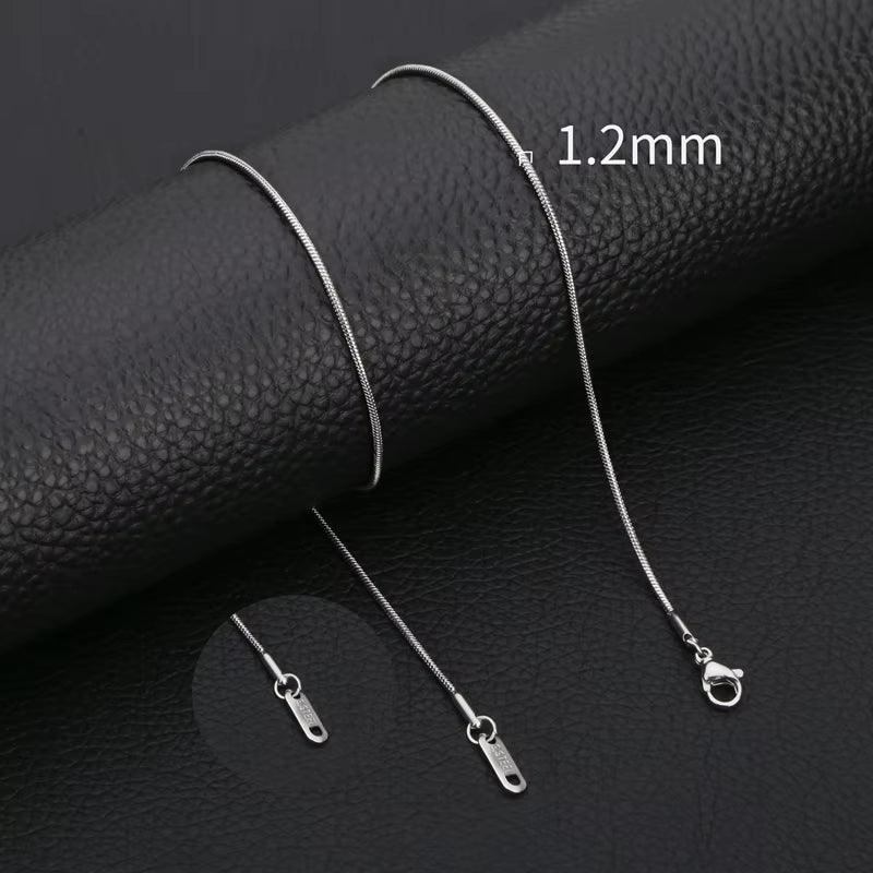 Inoxidable Gold Color Chains 0.9Mm-2Mm Stainless Steel Snake Chains Necklace Twist Rope Jewelry Women Long Chains Accessories